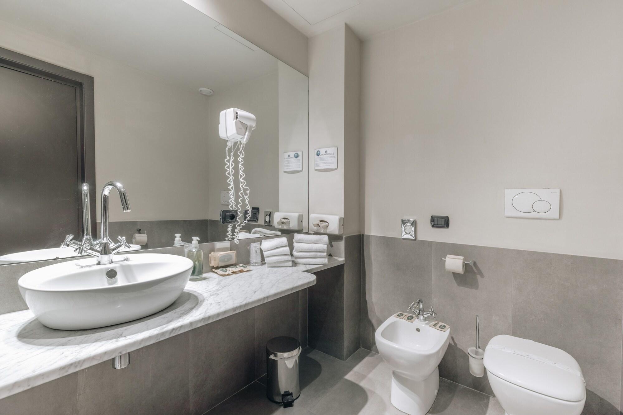 Hotel Continental クレモナ エクステリア 写真